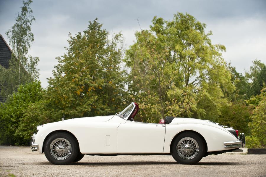  Jaguar XK150 3.8 Roadster 1960 года  (фото 12 из 15)